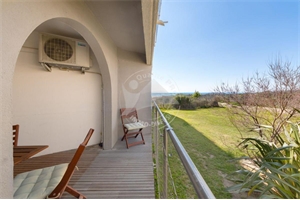 t2 à la location saisonniere -   30240  LE GRAU DU ROI, surface 32 m2 location saisonniere t2 - UBI460507379